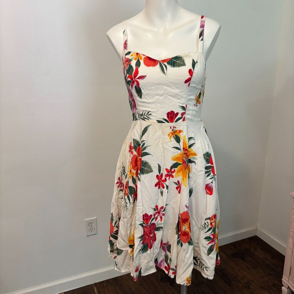 Old Navy size Small White Colorful Floral Summer Sundress